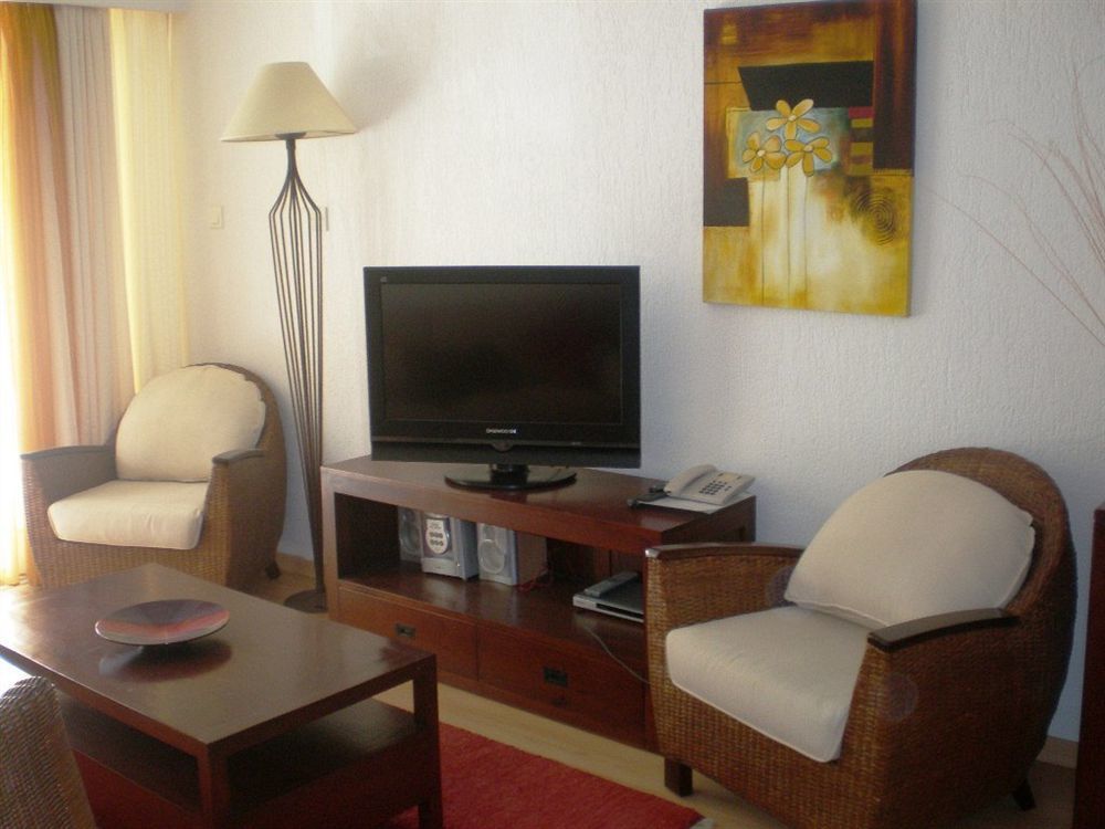 Paphos Gardens Apartment Bagian luar foto