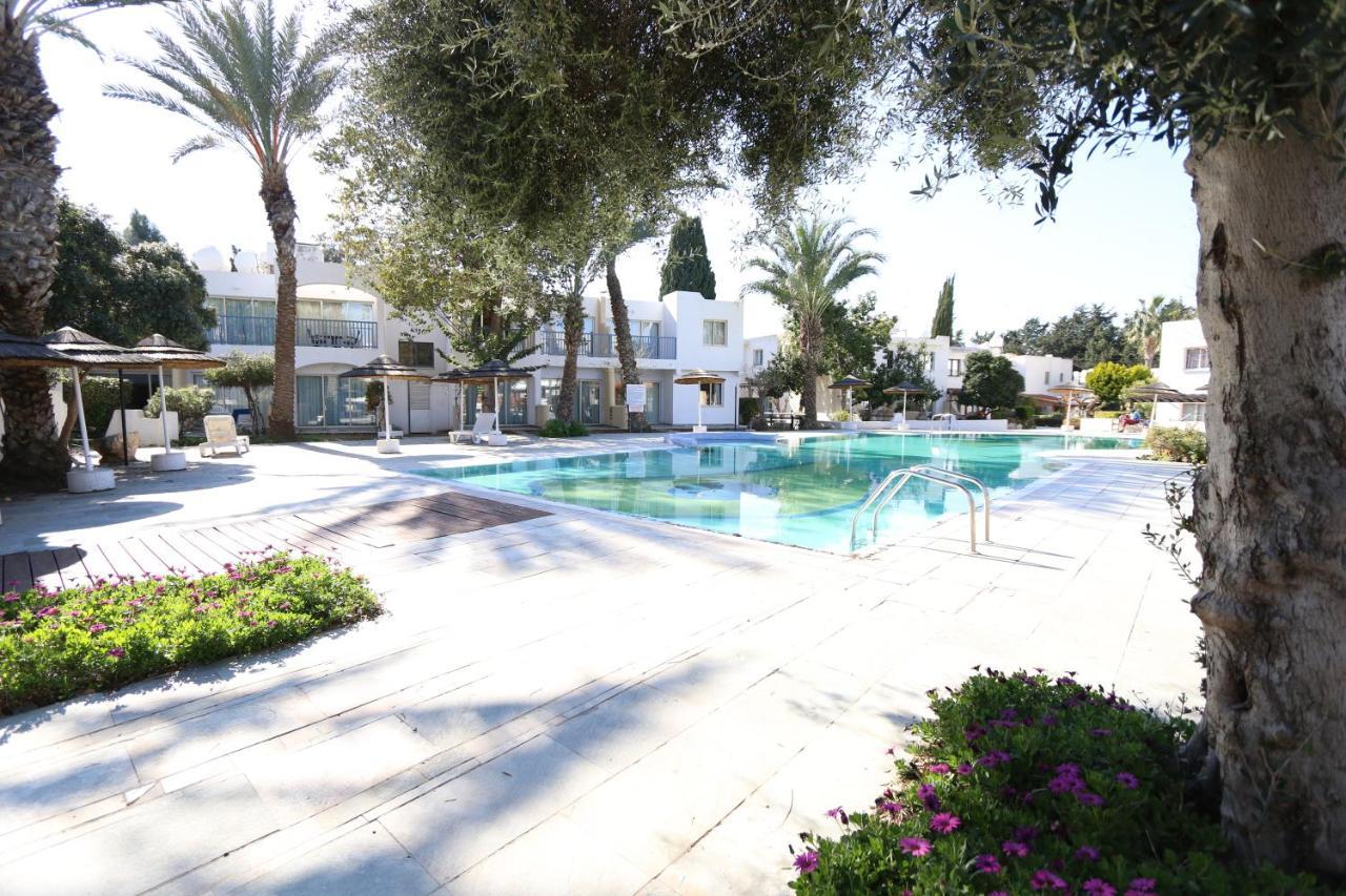 Paphos Gardens Apartment Bagian luar foto