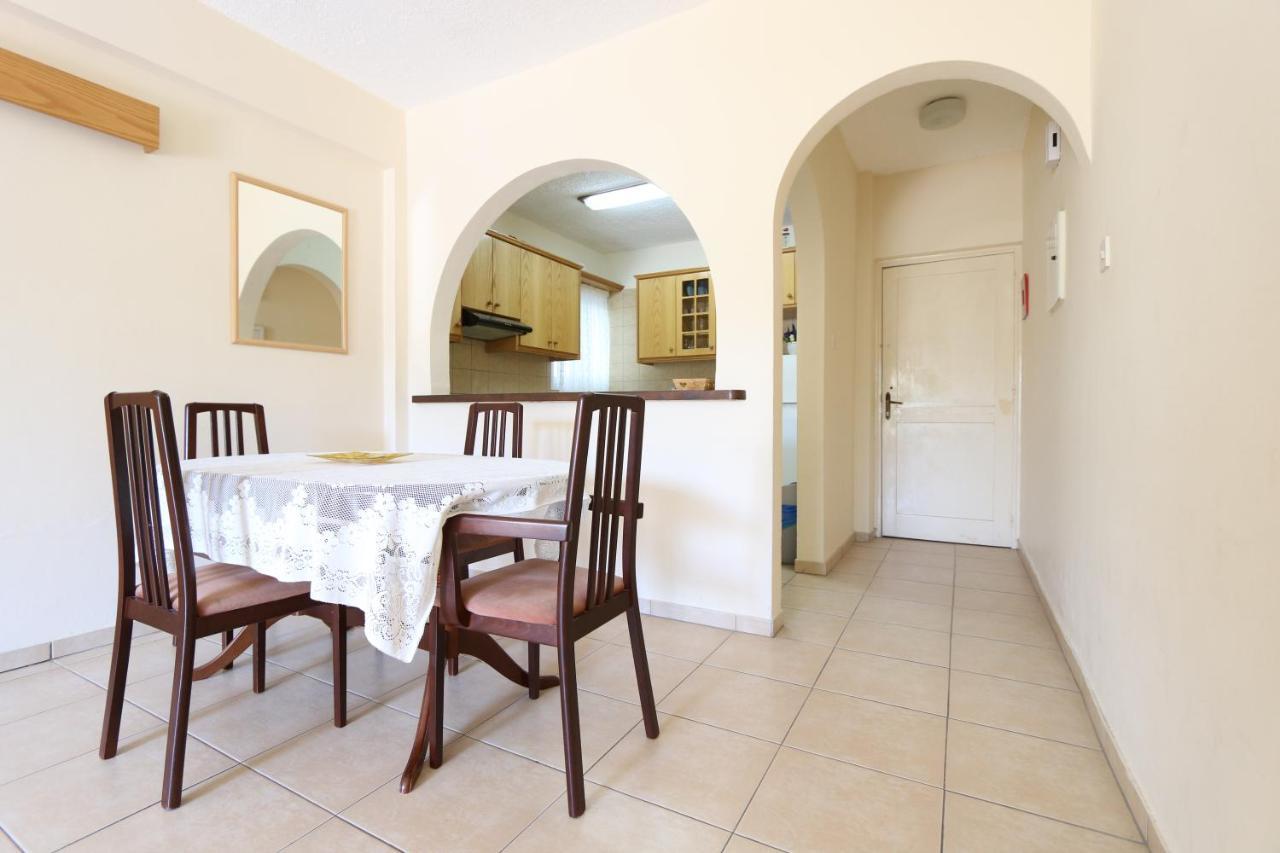 Paphos Gardens Apartment Bagian luar foto